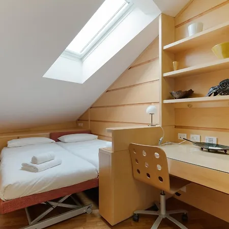 Guesthost - Navigli Modern Flat Daire *