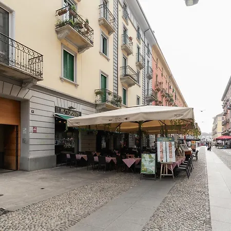 Daire Guesthost - Navigli Modern Flat *