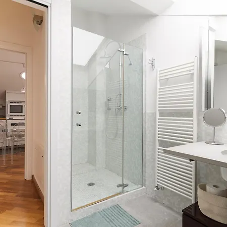Apartment Guesthost - Navigli Modern Flat *
