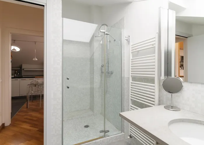 Guesthost - Navigli Modern Flat Apartamento
